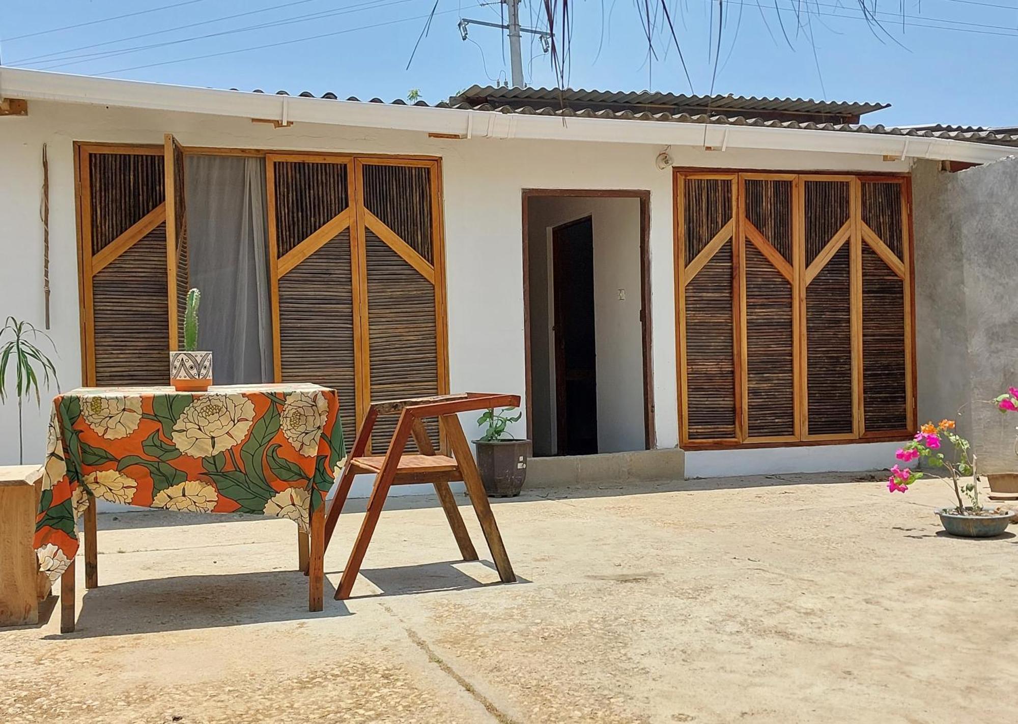 Hostel Nugeku Rincón المظهر الخارجي الصورة
